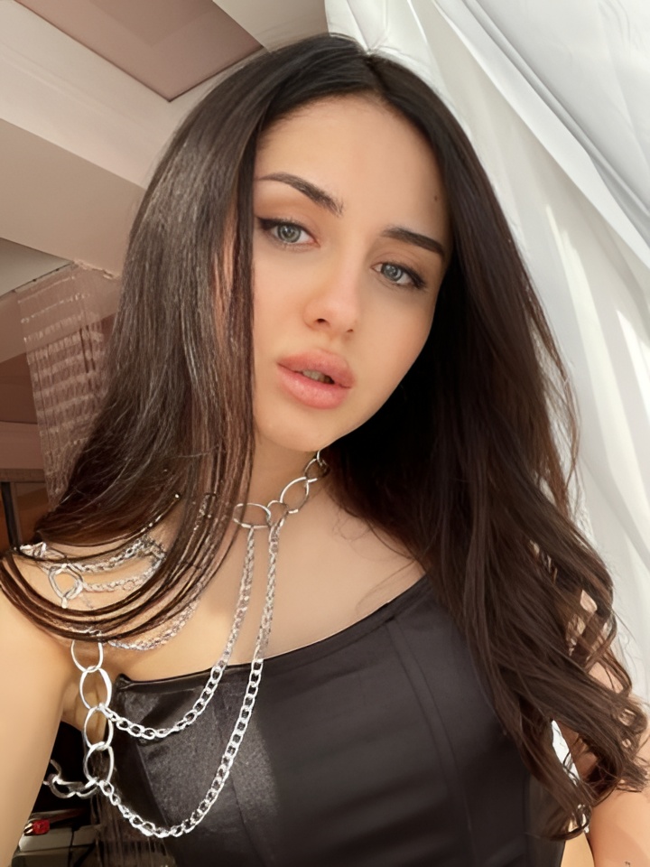 Ксения привлекальеная девушка из Россошь цена от 2000 руб