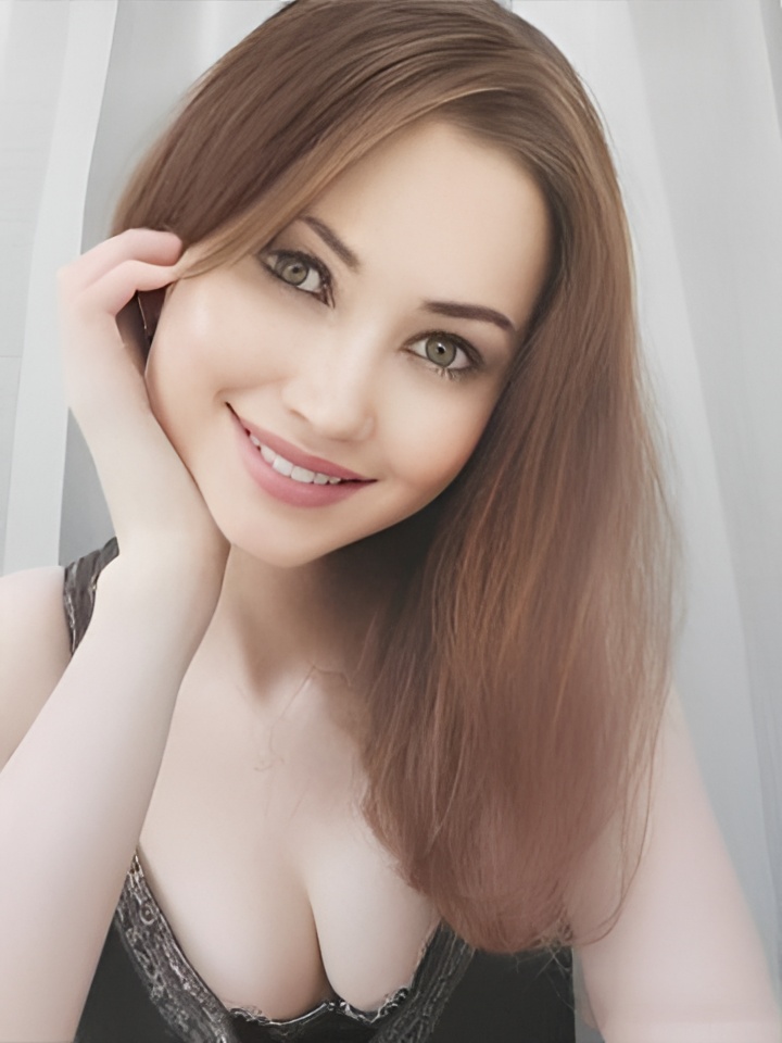 Стефания привлекальеная девушка из Россошь цена от 2500 руб