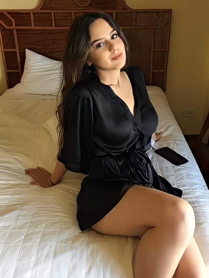 Зита привлекальеная девушка из Россошь цена от 2000 руб