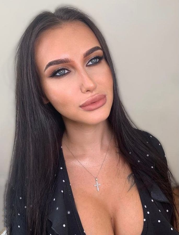 🎥 Виолетта привлекальеная девушка из Россошь цена от 4000 руб