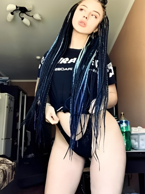 Рахиль привлекательная девушка из Россошь цена от 10000 руб